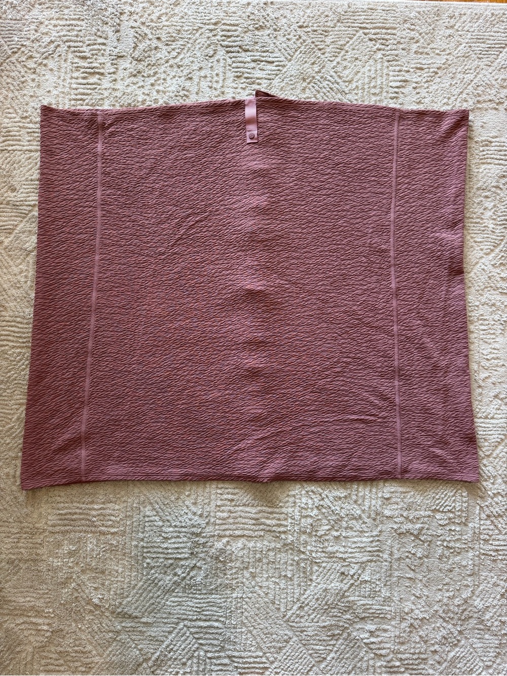 lululemon Mauve Pink Textured Wrap Scarf With Buttons